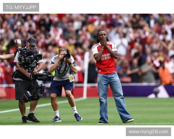 阿森纳对布莱顿：埃泽肋部穿插制造威胁