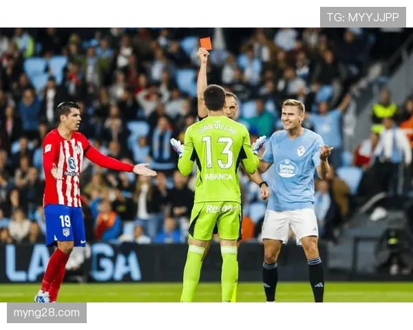 瓦伦西亚公布对阵塞维利亚大名单,伤病潮下多名青年队球员入选 瓦伦西亚公布对阵塞维利亚大名单,伤病潮下多名青年队球员入选